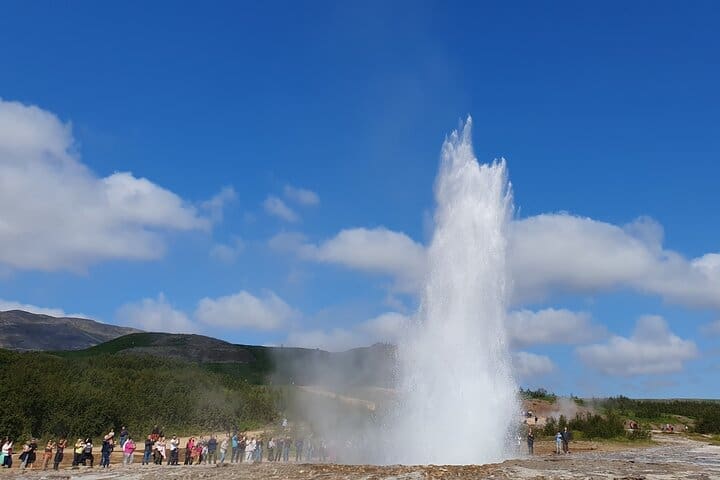 Golden Circle – shore excursion from Reykjavík in English