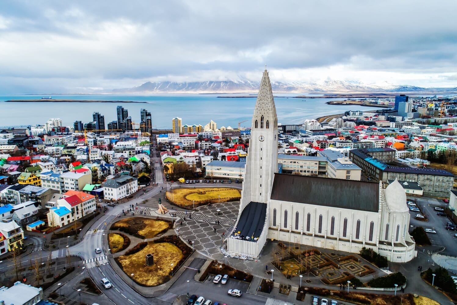 Private Transfer from Reykjavik to Keflavik Airport