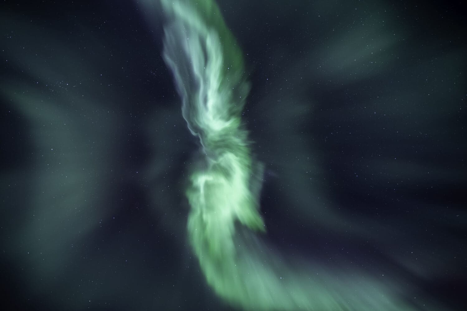 Private Northern Lights Hunt: Minivan