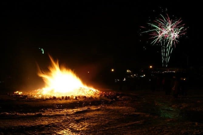 5 Days New Year’s Northern Lights Adventure