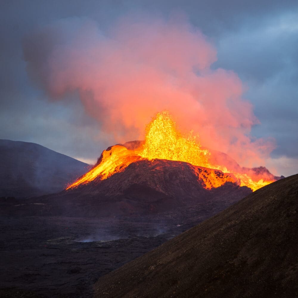 Private Litli Hrutur Active Volcano adventure