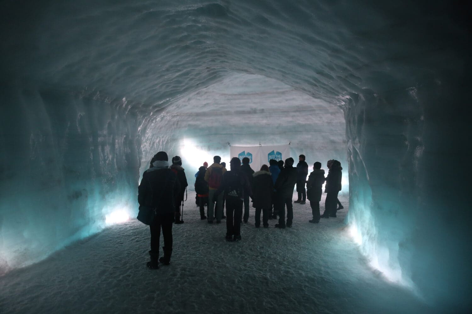 DT 06 Borgafjörður & Into The Glacier