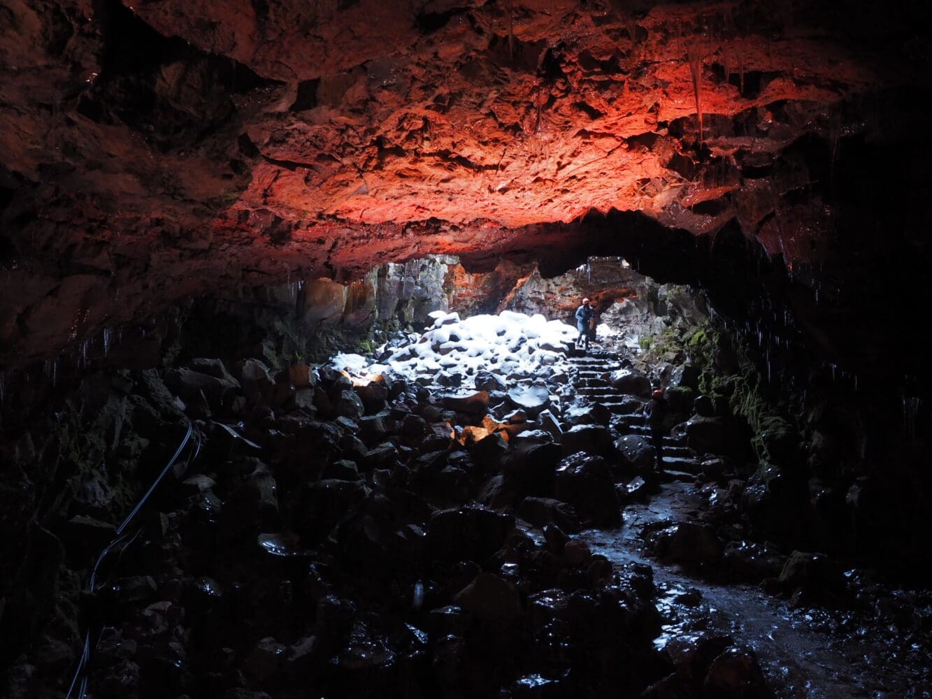 Private Luxury Jeep Tour – Reykjanes Peninsula and Northern Lights with Blue Lagoon and Lava Tunnel