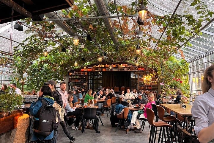 Private Golden Circle with Lunch at Tomato Farm (6 Locations)