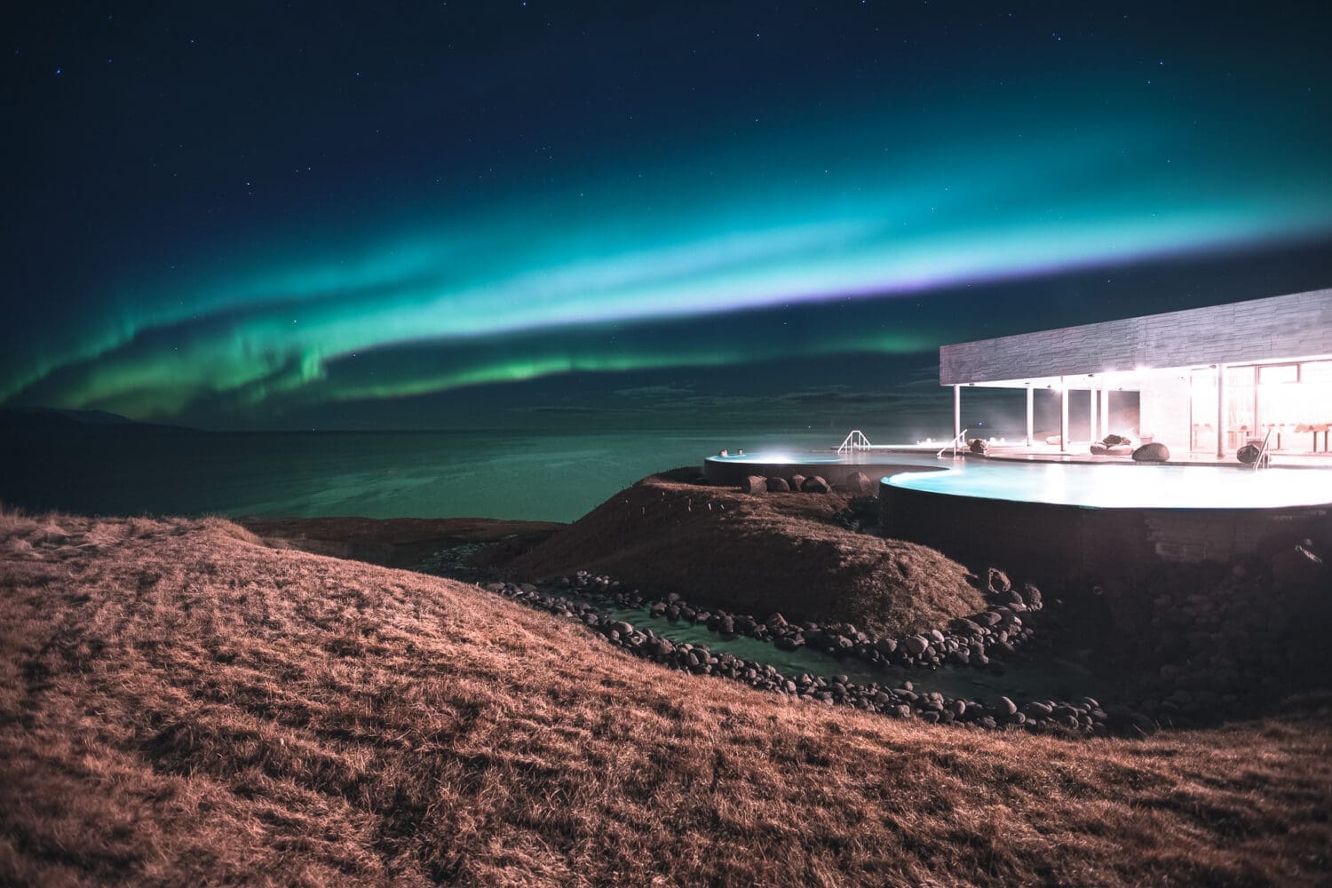 Northern Lights & GeoSea Geothermal Baths Tour (From Akureyri)