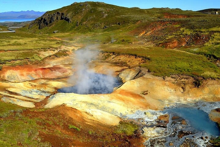 Tales Of Ice And Fire: The ÞÓRISJÖKULL And Hengil Landing Tour