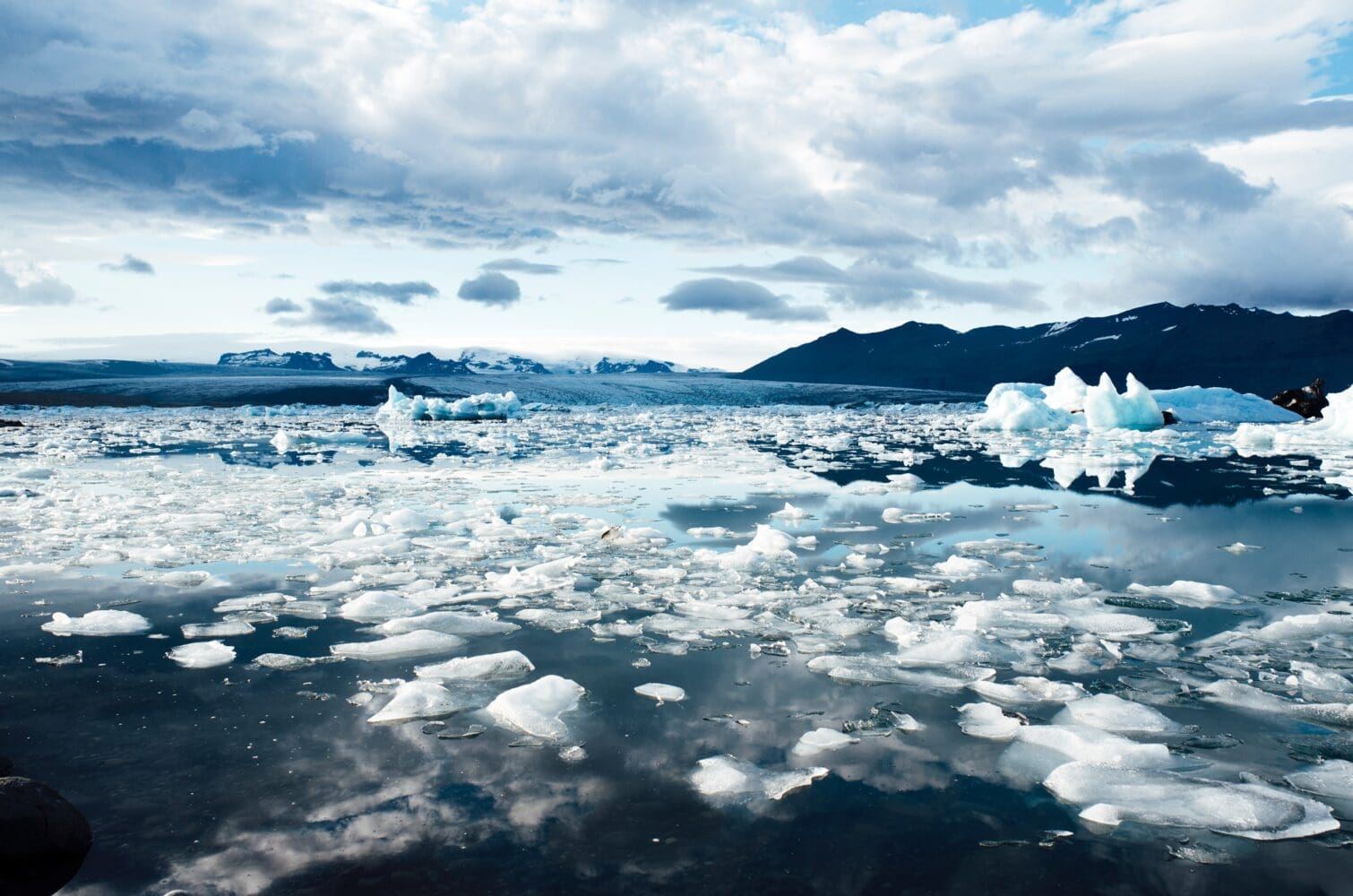 South Coast, Diamond Beach & Glacier Lagoon with hotel pickup