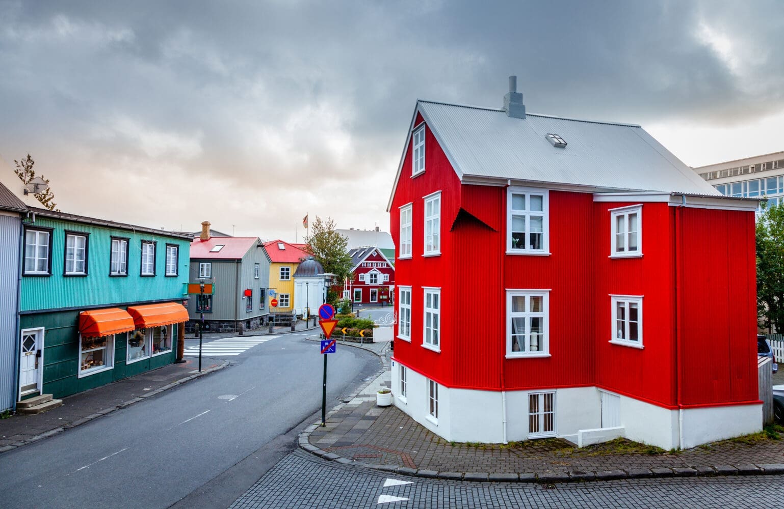 7-Day Small Group Journey Around Iceland