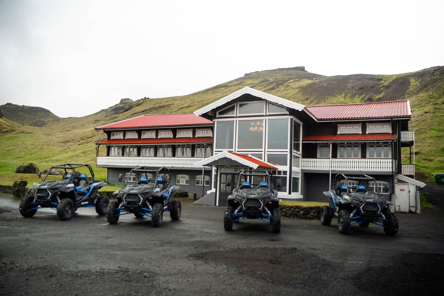 Buggy, Lava Tunnel and Burger