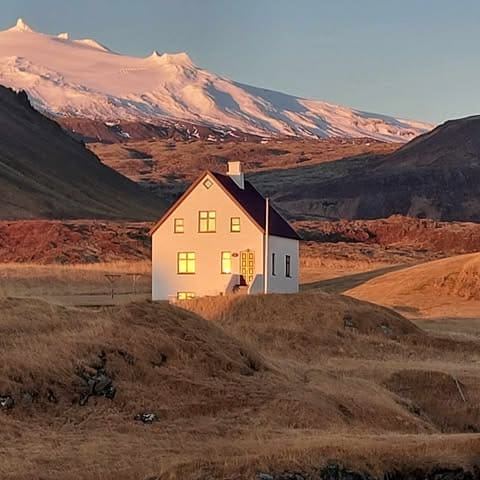 Private Snæfellsnes Peninsula Day Tour